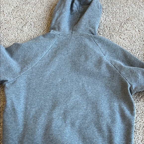 Under Armour Hoodies in Burgundy, Gray, and Olive EUC Men’s Small - Picture 10 of 13